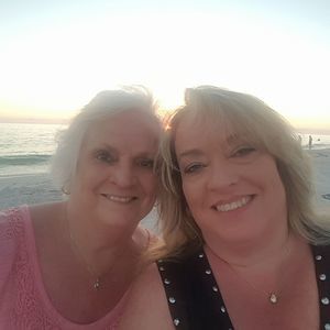 Meet your Posher, Deborah